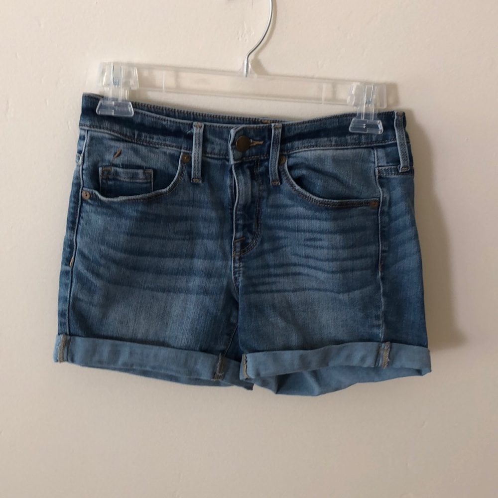 Women’s shorts size 0